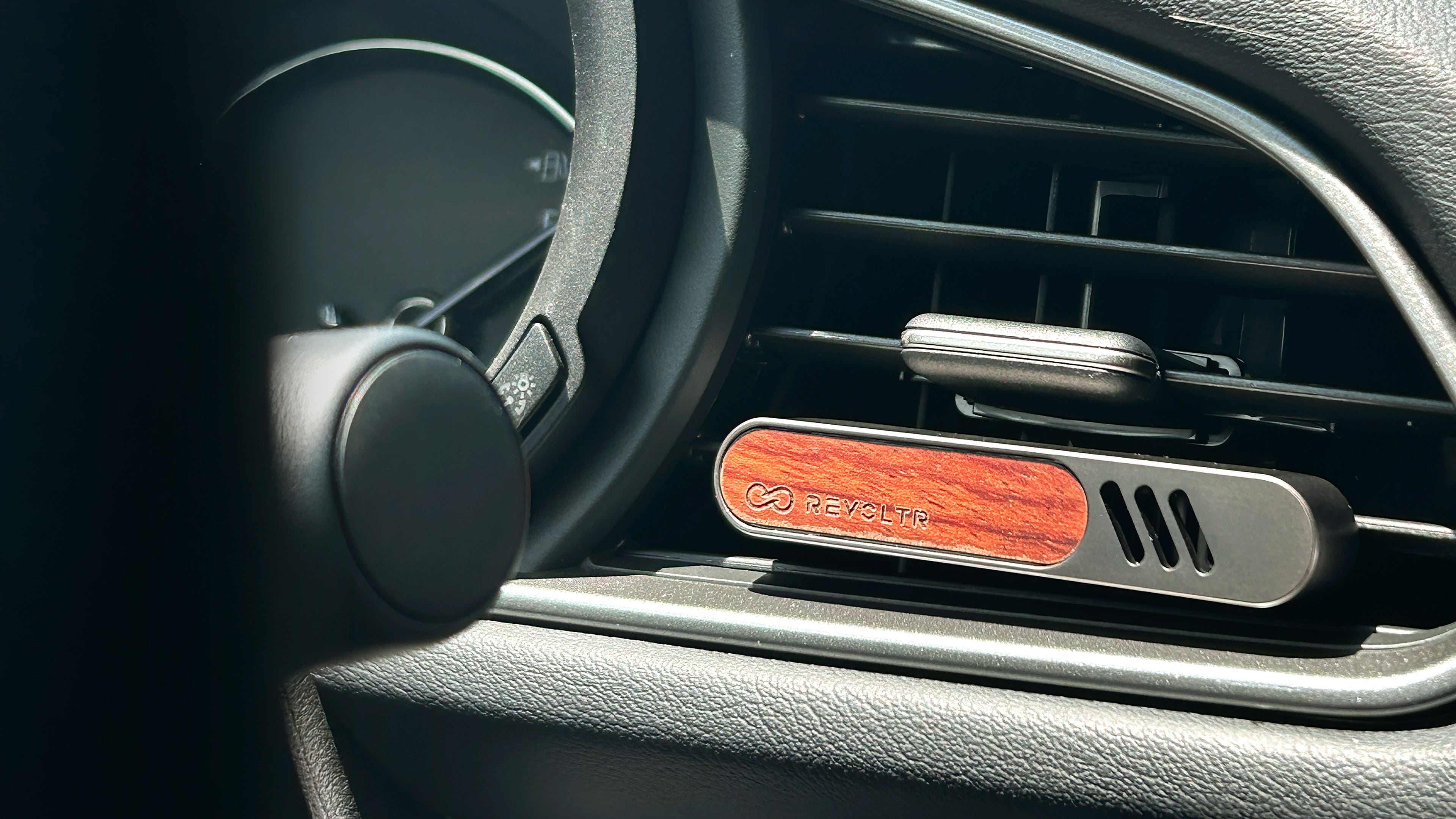 Wooden Car Air Outlet Perfume Clip / Gift Idea / Valentines' Day