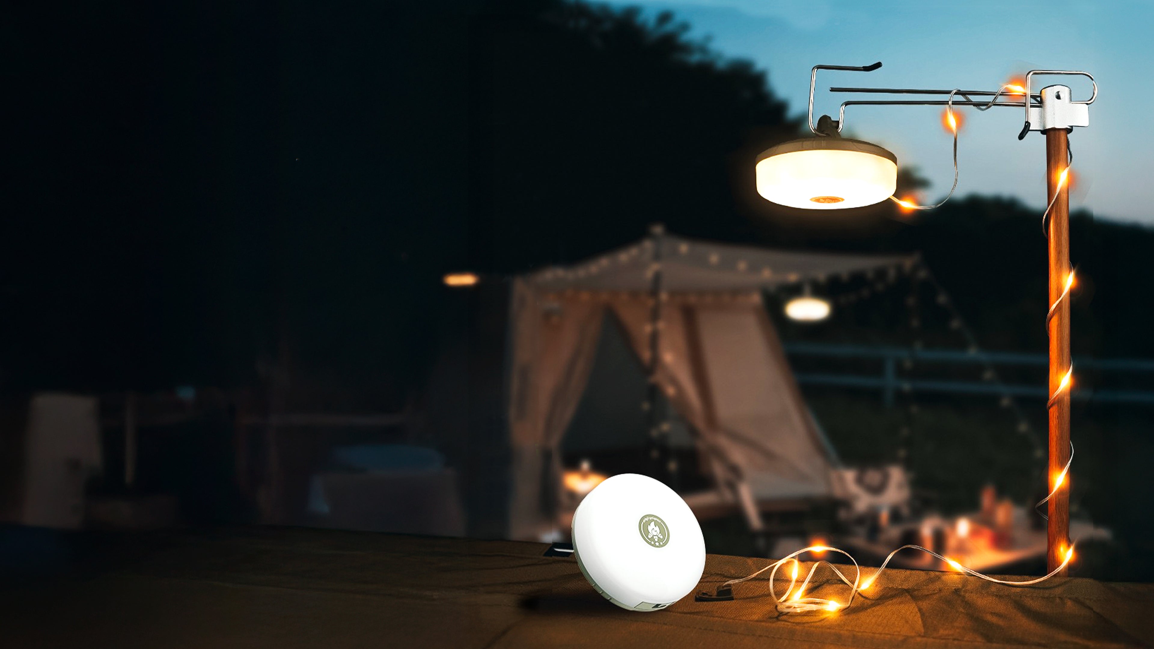 250604 Retractable Rechargeable Camping String Lights Banner